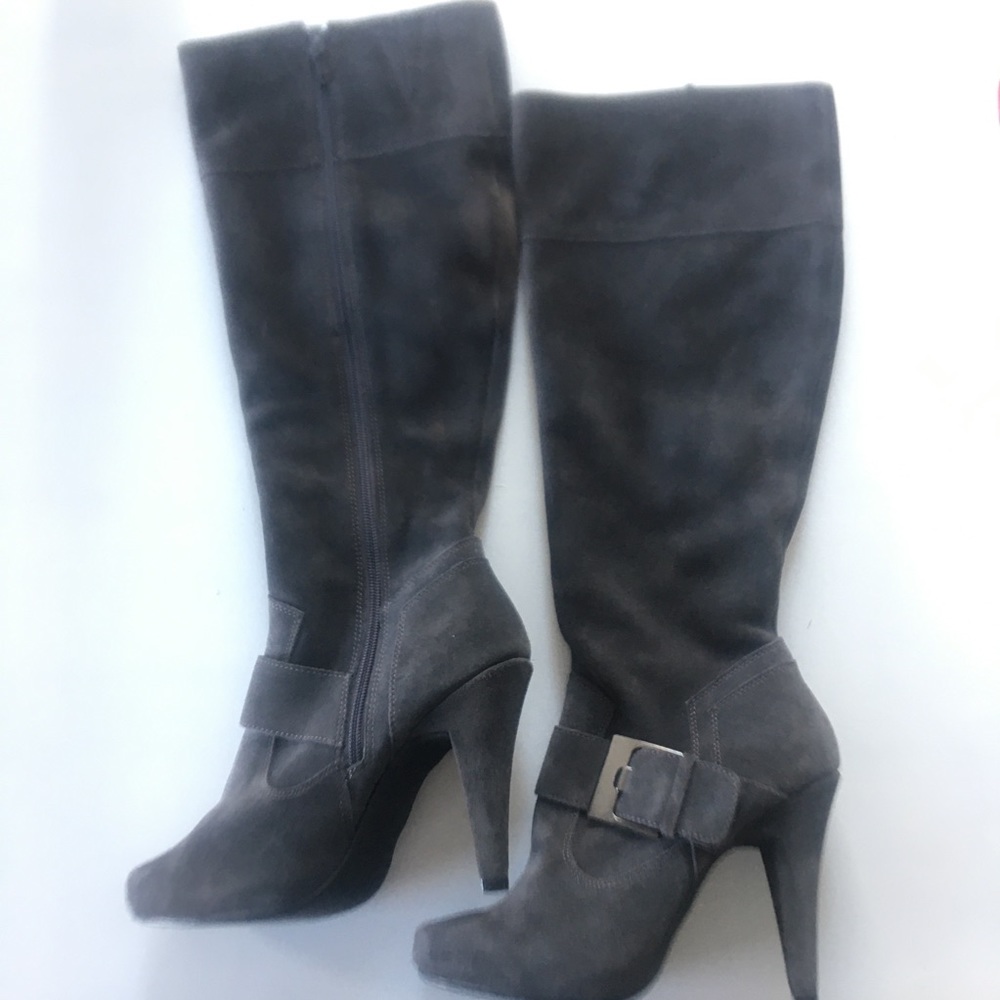 Steve Madden- Boystrus Heeled Boots - Grey 10